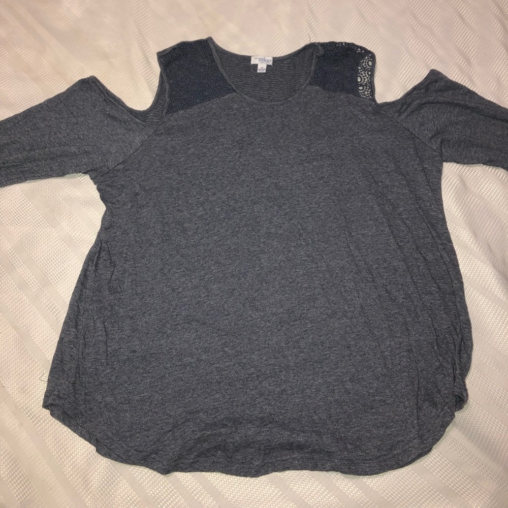 Cold shoulder shirt